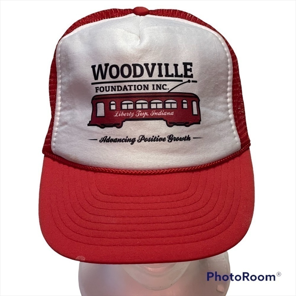 Vintage woodville foundation snap back trucker hat